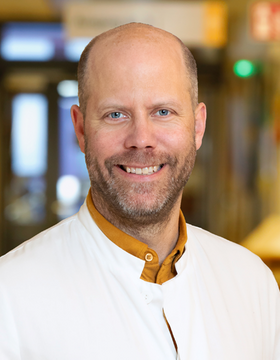 Portraitfoto Prof. Dr. Martin Neukirchen